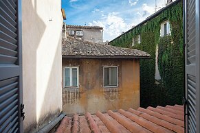 Coronari Apartment
