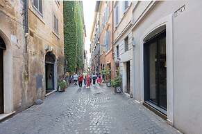 Coronari Apartment