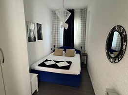 Duga House