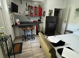 Duga House