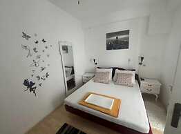 Duga House