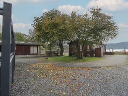 7 Lake View