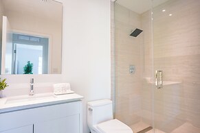 Beach Haus Key Biscayne II