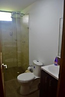 ROBLE COLONIAL