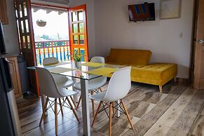 ROBLE COLONIAL