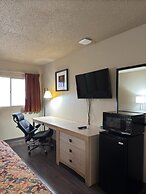 American Inn & RV Park