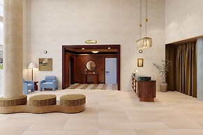 The Code Hosted by AvantStay