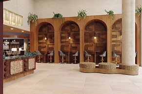 The Code Hosted by AvantStay