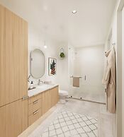 The Code Hosted by AvantStay