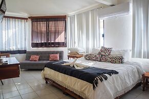 LOS GIRASOLES HOTEL