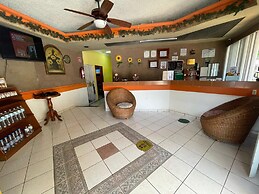 LOS GIRASOLES HOTEL