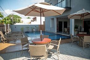 Apto Pet Friendly com Piscina a 100m da Orla