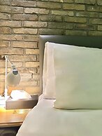 Hotel Biz Suwon