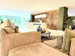Bolongo 2BR Your Exclusive Oceanfront Escape