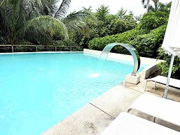 Bolongo 3BR Your Exclusive Oceanfront Escape