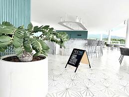 Bolongo 3BR Your Exclusive Oceanfront Escape