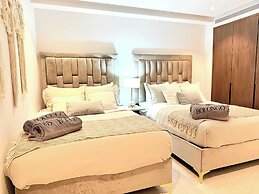 Bolongo 3BR Your Exclusive Oceanfront Escape