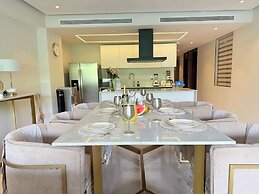 Bolongo 3BR Your Exclusive Oceanfront Escape