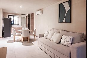 Family Pool and Beach the Perfect Getaway