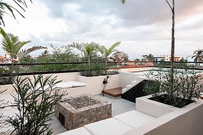 Stylish Double Studio With Equipped Kitchen and Wi-fi