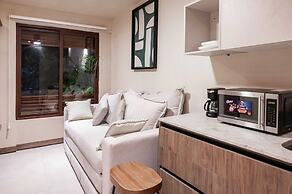 Stylish Double Studio With Equipped Kitchen and Wi-fi