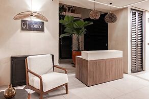 Stylish Double Studio With Equipped Kitchen and Wi-fi