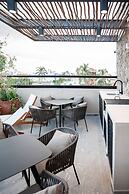 Stylish Double Studio With Equipped Kitchen and Wi-fi