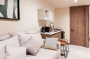 Stylish Double Studio With Equipped Kitchen and Wi-fi