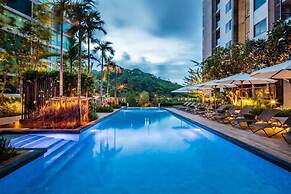 2 Bed Room High Floor Sea View Unit