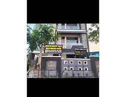 Uphar Homestay - Hotel & Restaurant