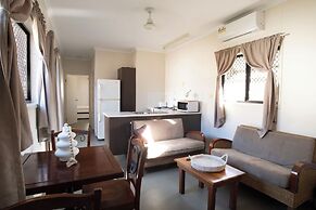 Tropical Hibiscus Caravan Park