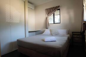 Tropical Hibiscus Caravan Park
