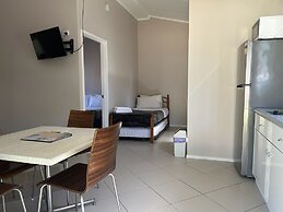 Tropical Hibiscus Caravan Park