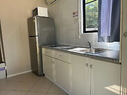 Tropical Hibiscus Caravan Park