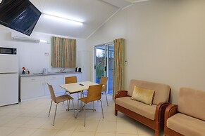 Tropical Hibiscus Caravan Park