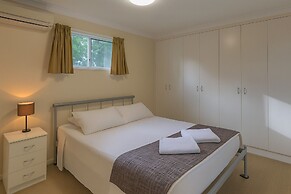 Tropical Hibiscus Caravan Park
