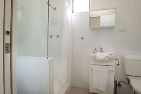 Tropical Hibiscus Caravan Park