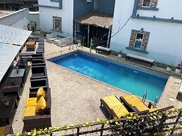 Tristone Hotel&Aspartment
