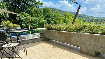 Tropical Viewpoint With Private Pool - Lux Living