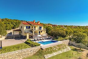 Seaview Pool House Mytilus