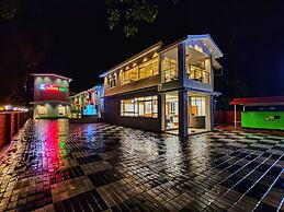 Grand Shivneri Resort