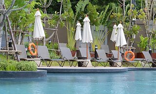 Large High Floor, Best Pool and Awesome Location