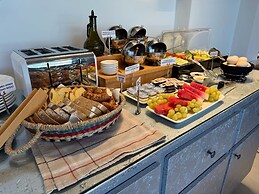 La Casa Marina Suites & Rooms