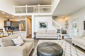 Sleek Getaway on Lake Wawasee w/ Private Dock!