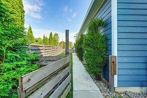 Sleek Getaway on Lake Wawasee w/ Private Dock!