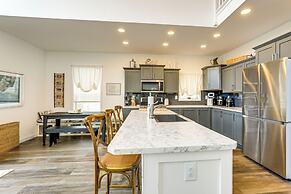 Sleek Getaway on Lake Wawasee w/ Private Dock!