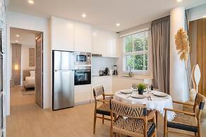 Cozy 2-Bed Apt by the Sea & Beach KBR37