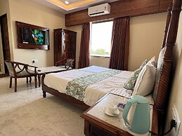 Red Rock Hotel & Restaurant