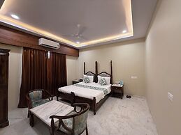 Red Rock Hotel & Restaurant