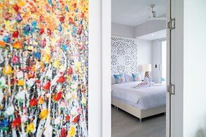Top Floor 2 Bed Sea View Apartment KBR38